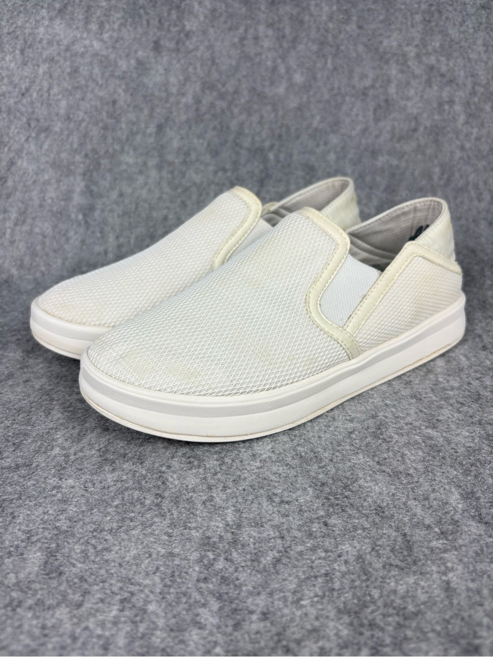 OluKai White Mesh Slip On Sneakers Women’s 7